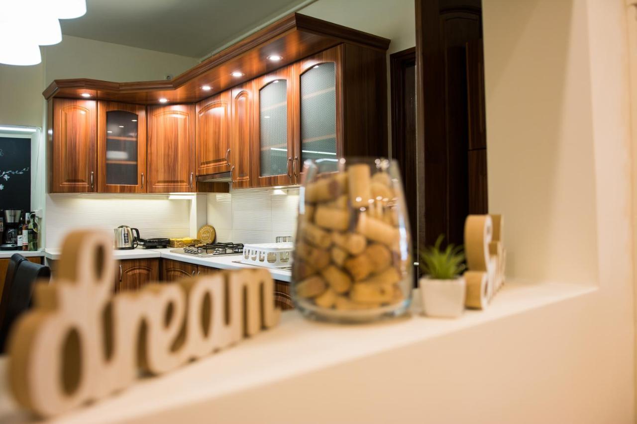 Cork Apartman Eger Extérieur photo